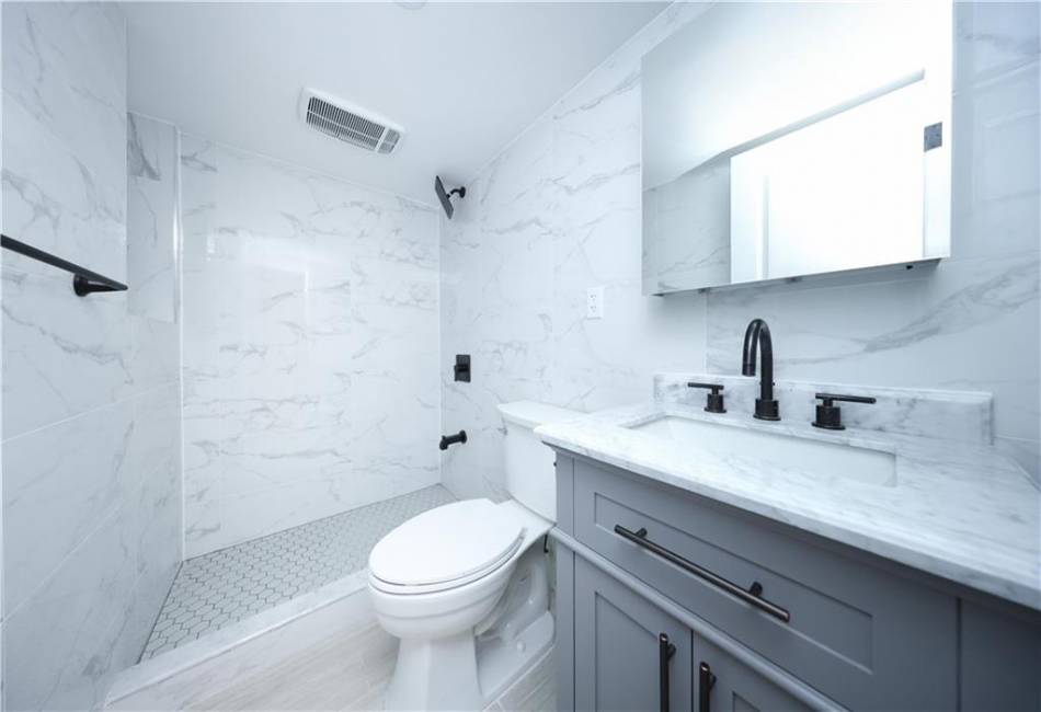 1238 77th Street, Brooklyn, New York 11228, 2 Bedrooms Bedrooms, ,3 BathroomsBathrooms,Residential,For Sale,77th,492677