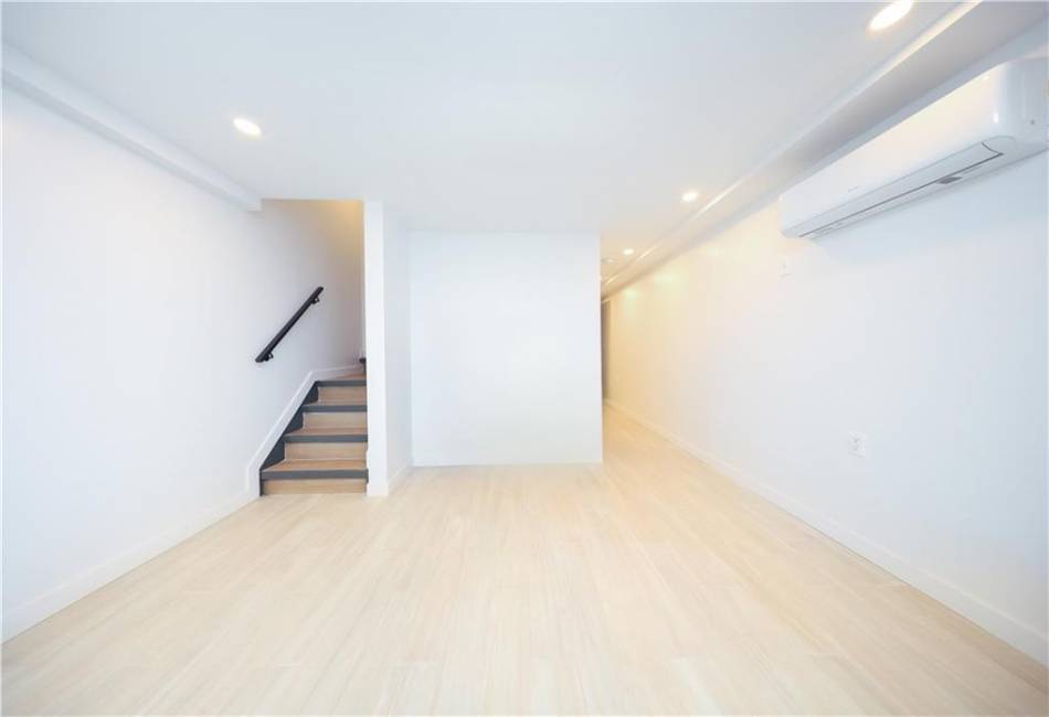 1238 77th Street, Brooklyn, New York 11228, 2 Bedrooms Bedrooms, ,3 BathroomsBathrooms,Residential,For Sale,77th,492677