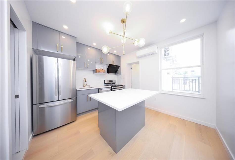 1238 77th Street, Brooklyn, New York 11228, 2 Bedrooms Bedrooms, ,3 BathroomsBathrooms,Residential,For Sale,77th,492677