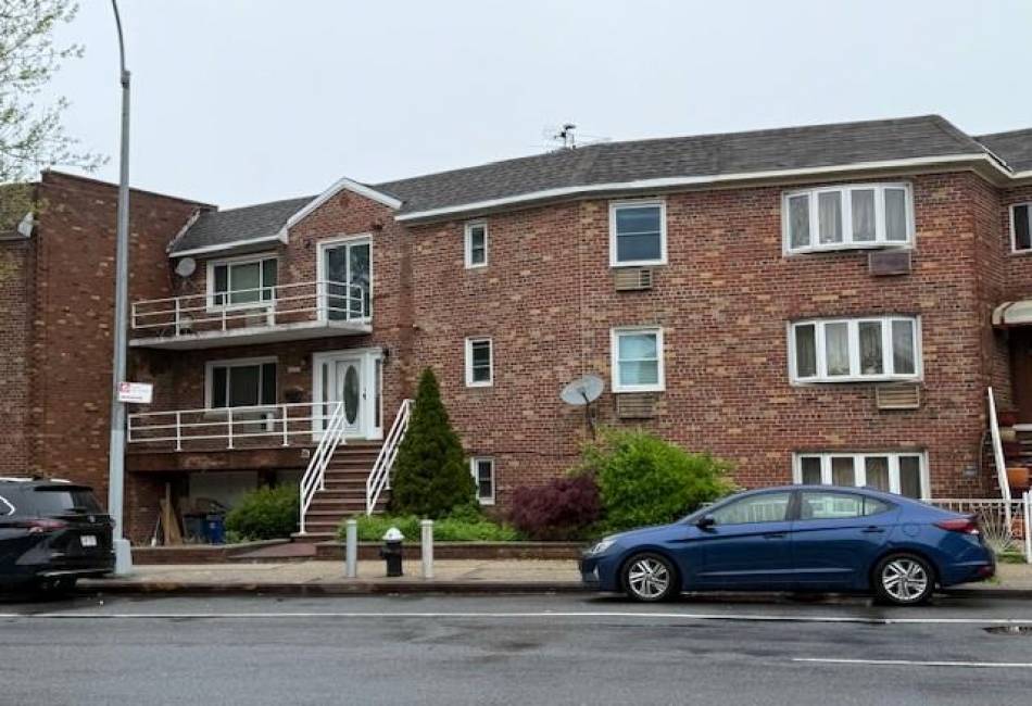 1435 80th Street, Brooklyn, New York 11236, 5 Bedrooms Bedrooms, ,4 BathroomsBathrooms,Residential,For Sale,80th,492678
