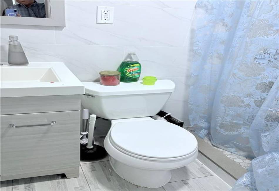 2349 12th Street, Brooklyn, New York 11223, 7 Bedrooms Bedrooms, ,Residential,For Sale,12th,492679