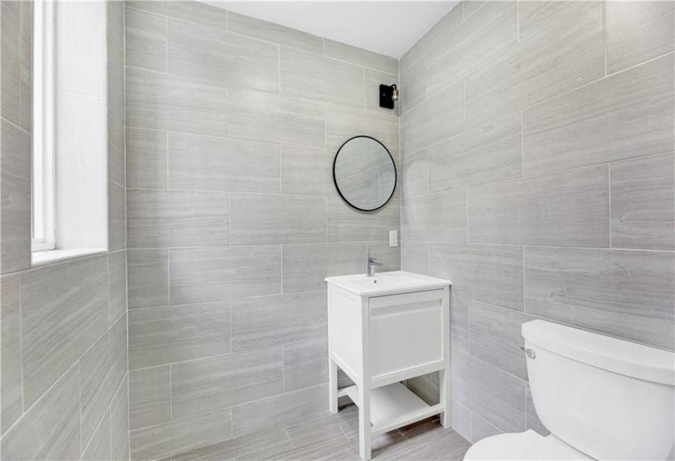 1014 Banner Avenue, Brooklyn, New York 11235, 1 Bedroom Bedrooms, ,2 BathroomsBathrooms,Residential,For Sale,Banner,492680