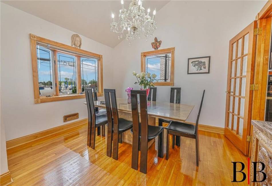 80 Whitman Drive, Brooklyn, New York 11234, 3 Bedrooms Bedrooms, ,3 BathroomsBathrooms,Residential,For Sale,Whitman,492634