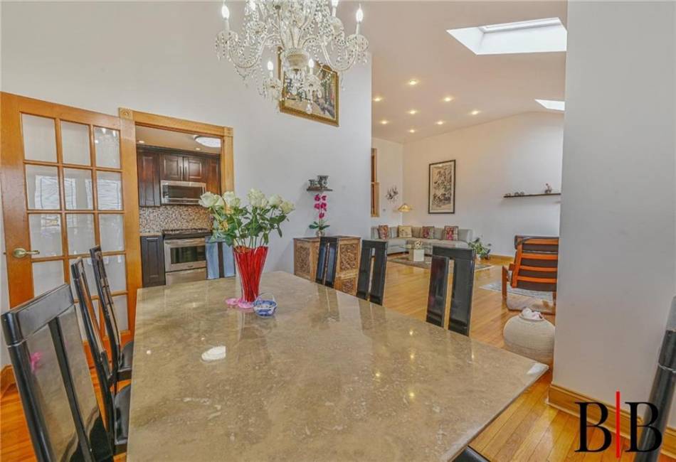 80 Whitman Drive, Brooklyn, New York 11234, 3 Bedrooms Bedrooms, ,3 BathroomsBathrooms,Residential,For Sale,Whitman,492634