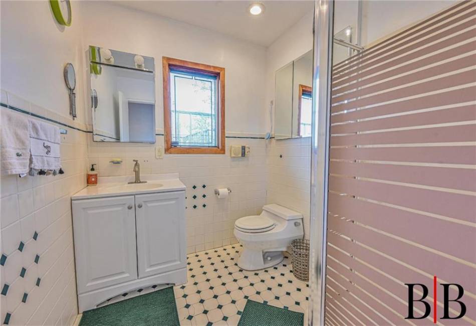80 Whitman Drive, Brooklyn, New York 11234, 3 Bedrooms Bedrooms, ,3 BathroomsBathrooms,Residential,For Sale,Whitman,492634