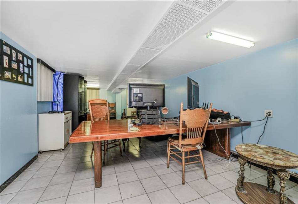 1519 71st Street, Brooklyn, New York 11228, 7 Bedrooms Bedrooms, ,5 BathroomsBathrooms,Residential,For Sale,71st,492637