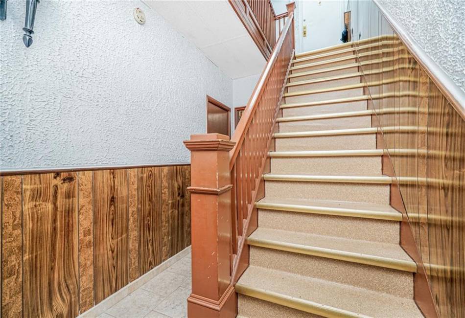 1519 71st Street, Brooklyn, New York 11228, 7 Bedrooms Bedrooms, ,5 BathroomsBathrooms,Residential,For Sale,71st,492637