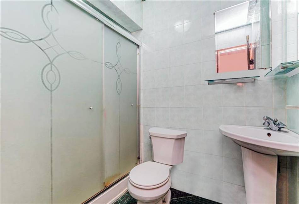 1519 71st Street, Brooklyn, New York 11228, 7 Bedrooms Bedrooms, ,5 BathroomsBathrooms,Residential,For Sale,71st,492637
