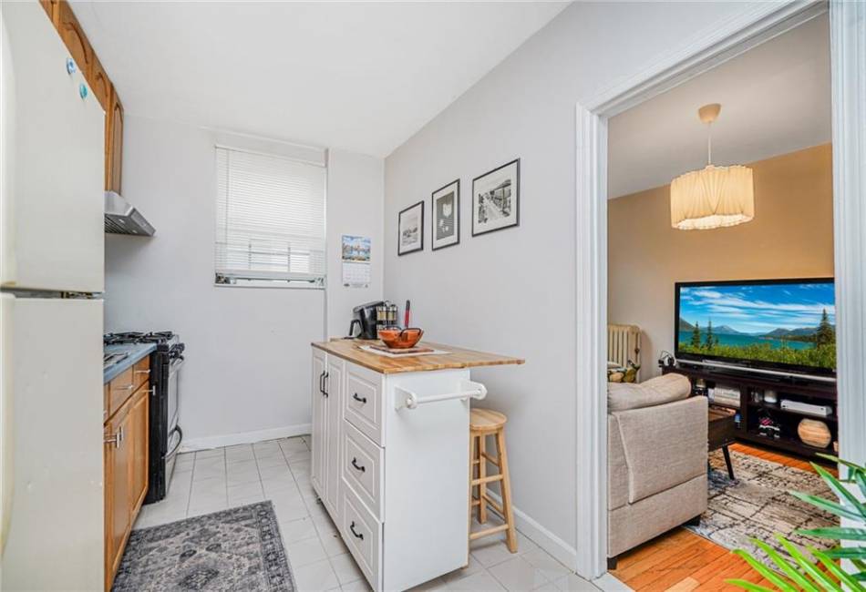 1519 71st Street, Brooklyn, New York 11228, 7 Bedrooms Bedrooms, ,5 BathroomsBathrooms,Residential,For Sale,71st,492637