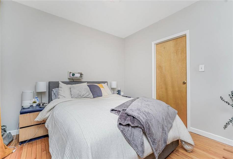 1519 71st Street, Brooklyn, New York 11228, 7 Bedrooms Bedrooms, ,5 BathroomsBathrooms,Residential,For Sale,71st,492637