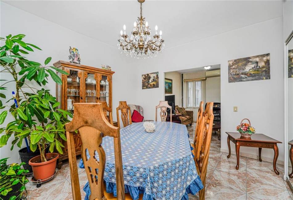 1519 71st Street, Brooklyn, New York 11228, 7 Bedrooms Bedrooms, ,5 BathroomsBathrooms,Residential,For Sale,71st,492637