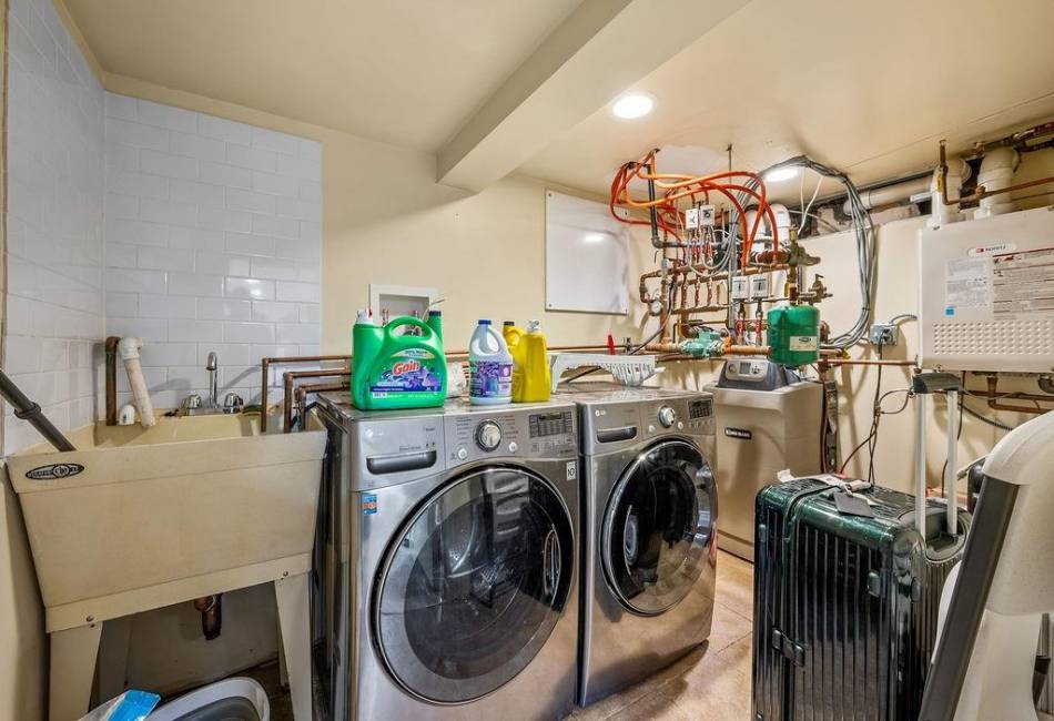 1440 81st Street, Brooklyn, New York 11228, 3 Bedrooms Bedrooms, ,2 BathroomsBathrooms,Residential,For Sale,81st,492664