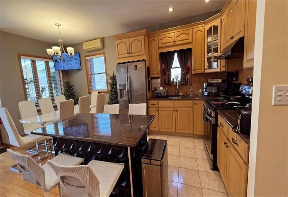 8729 14th Avenue, Brooklyn, New York 11228, 3 Bedrooms Bedrooms, ,2 BathroomsBathrooms,Residential,For Sale,14th,492688