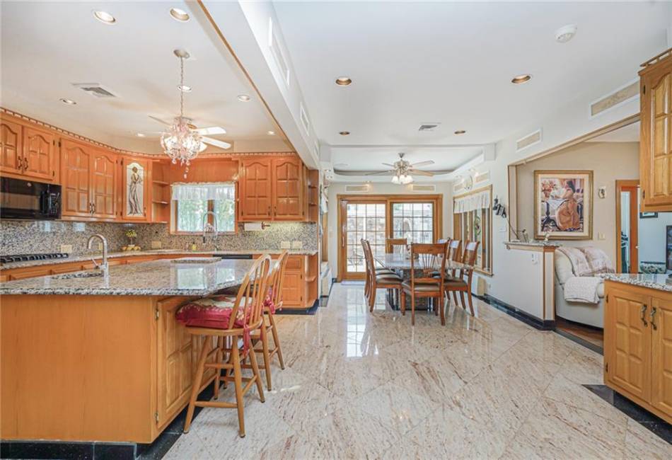 261 Chelsea Street, Staten Island, New York 10307, ,Residential,For Sale,Chelsea,492693