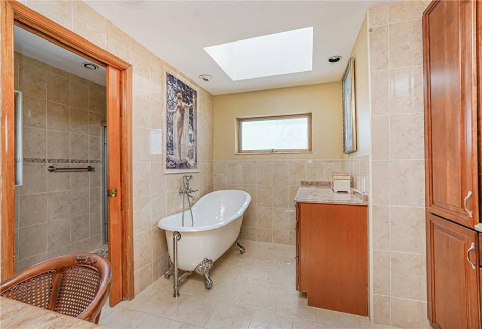 261 Chelsea Street, Staten Island, New York 10307, ,Residential,For Sale,Chelsea,492693