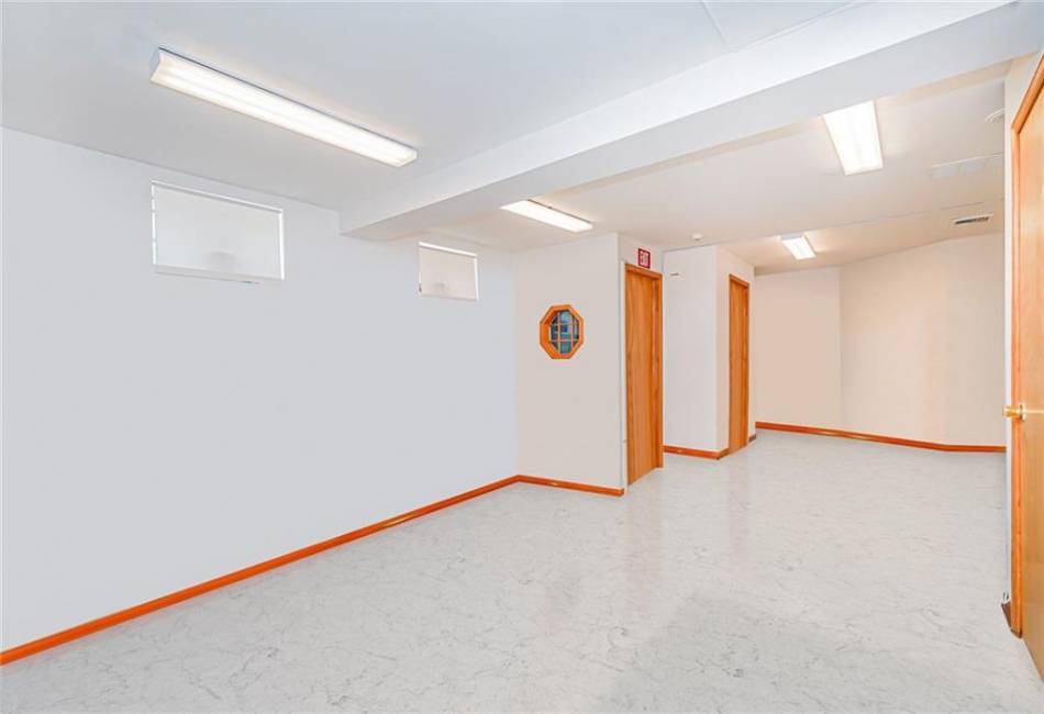 261 Chelsea Street, Staten Island, New York 10307, ,Residential,For Sale,Chelsea,492693