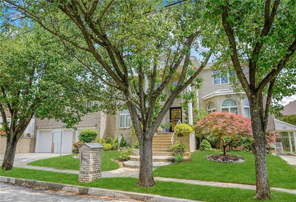 261 Chelsea Street, Staten Island, New York 10307, ,Residential,For Sale,Chelsea,492693