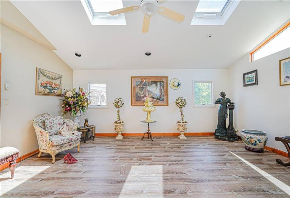 261 Chelsea Street, Staten Island, New York 10307, ,Residential,For Sale,Chelsea,492693