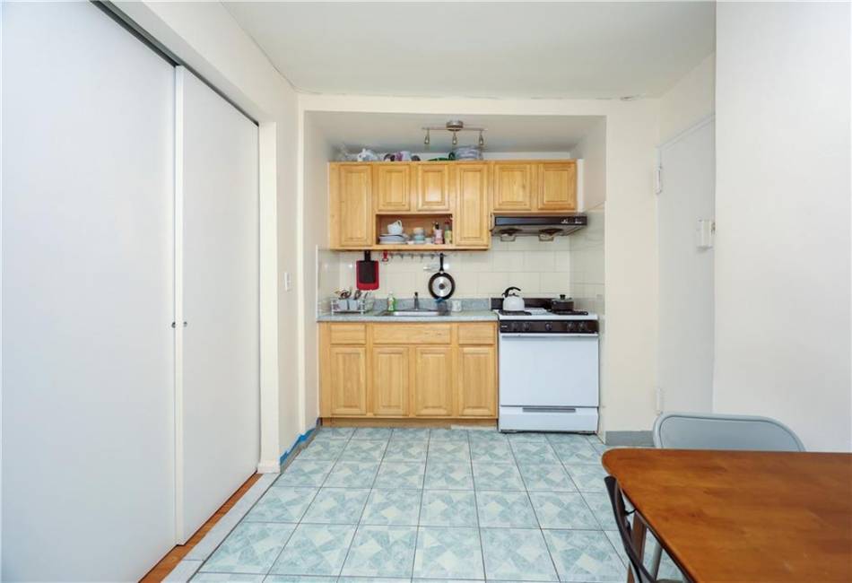 345 Webster Avenue, Brooklyn, New York 11230, 1 Bedroom Bedrooms, ,1 BathroomBathrooms,Residential,For Sale,Webster,492702
