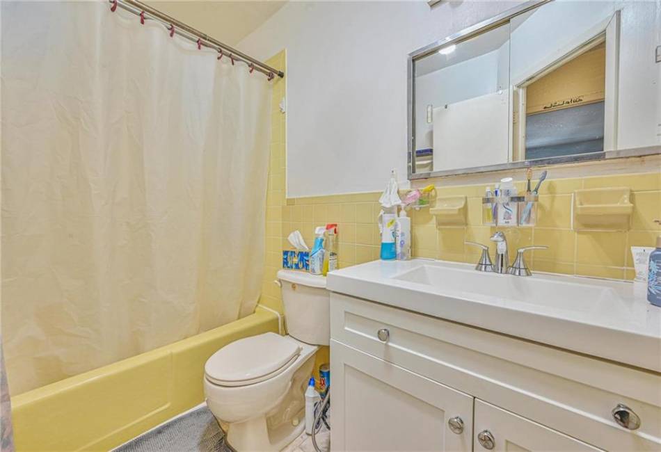 237 74th Street, Brooklyn, New York 11209, 6 Bedrooms Bedrooms, ,4 BathroomsBathrooms,Residential,For Sale,74th,492406