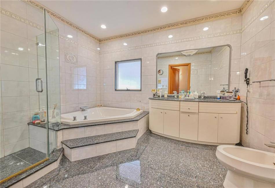 1401 74th Street, Brooklyn, New York 11228, 8 Bedrooms Bedrooms, ,5 BathroomsBathrooms,Residential,For Sale,74th,492655