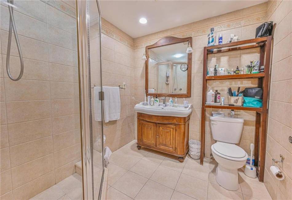 1401 74th Street, Brooklyn, New York 11228, 8 Bedrooms Bedrooms, ,5 BathroomsBathrooms,Residential,For Sale,74th,492655