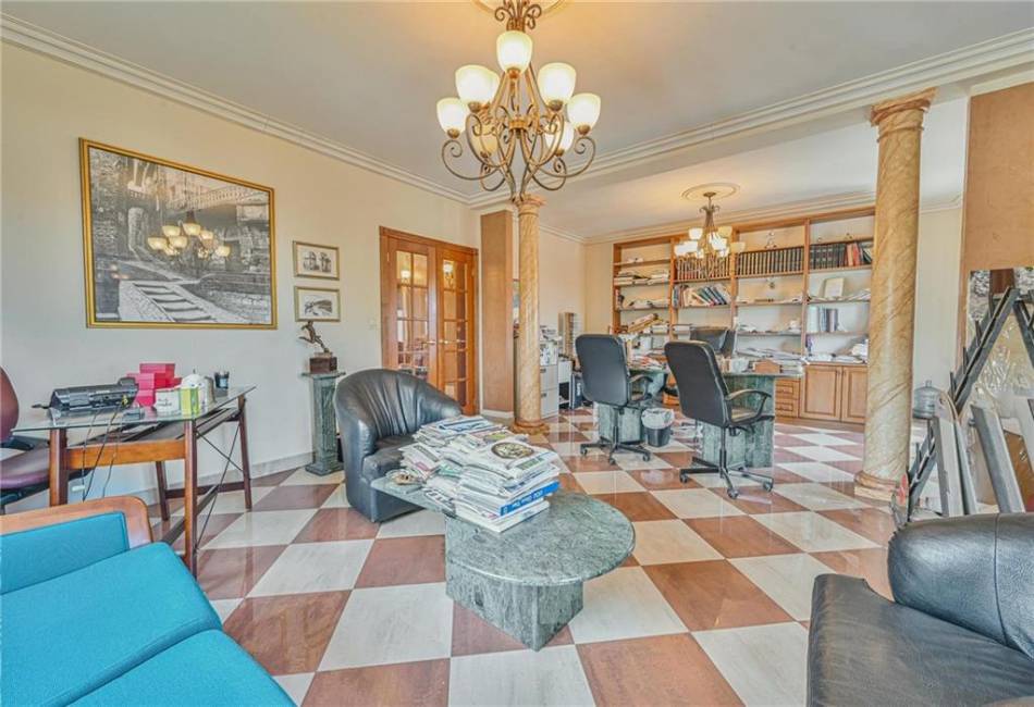 1401 74th Street, Brooklyn, New York 11228, 8 Bedrooms Bedrooms, ,5 BathroomsBathrooms,Residential,For Sale,74th,492655