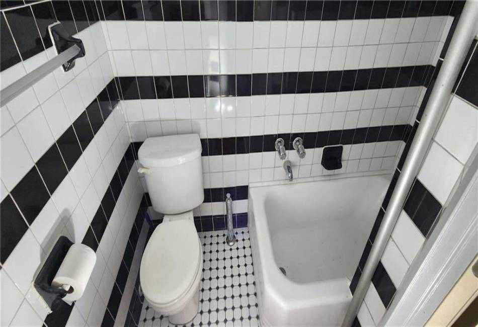459 Miller Avenue, Brooklyn, New York 11207, ,Residential,For Sale,Miller,492713