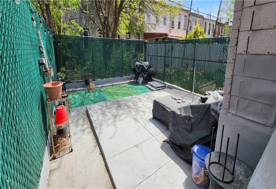 459 Miller Avenue, Brooklyn, New York 11207, ,Residential,For Sale,Miller,492713