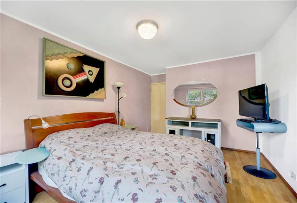 2483 16th Street, Brooklyn, New York 11214, 2 Bedrooms Bedrooms, ,1 BathroomBathrooms,Residential,For Sale,16th,492715