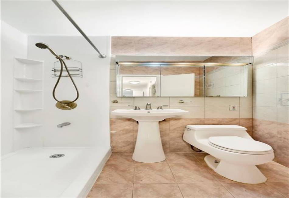 2483 16th Street, Brooklyn, New York 11214, 2 Bedrooms Bedrooms, ,1 BathroomBathrooms,Residential,For Sale,16th,492715