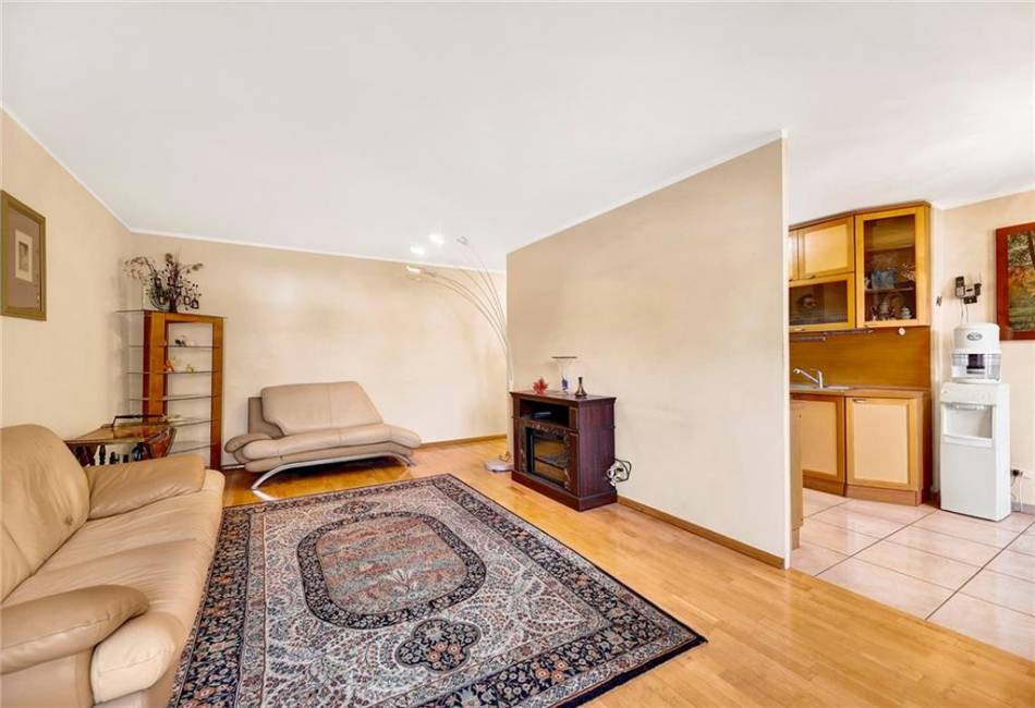 2483 16th Street, Brooklyn, New York 11214, 2 Bedrooms Bedrooms, ,1 BathroomBathrooms,Residential,For Sale,16th,492715