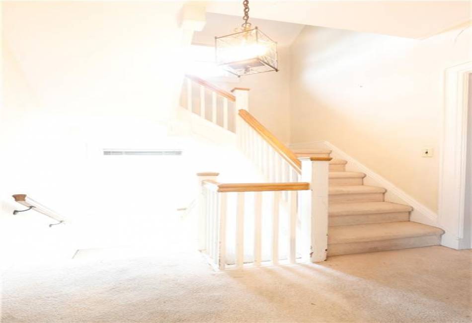 8016 Colonial Road, Brooklyn, New York 11209, 5 Bedrooms Bedrooms, ,3 BathroomsBathrooms,Residential,For Sale,Colonial,492719