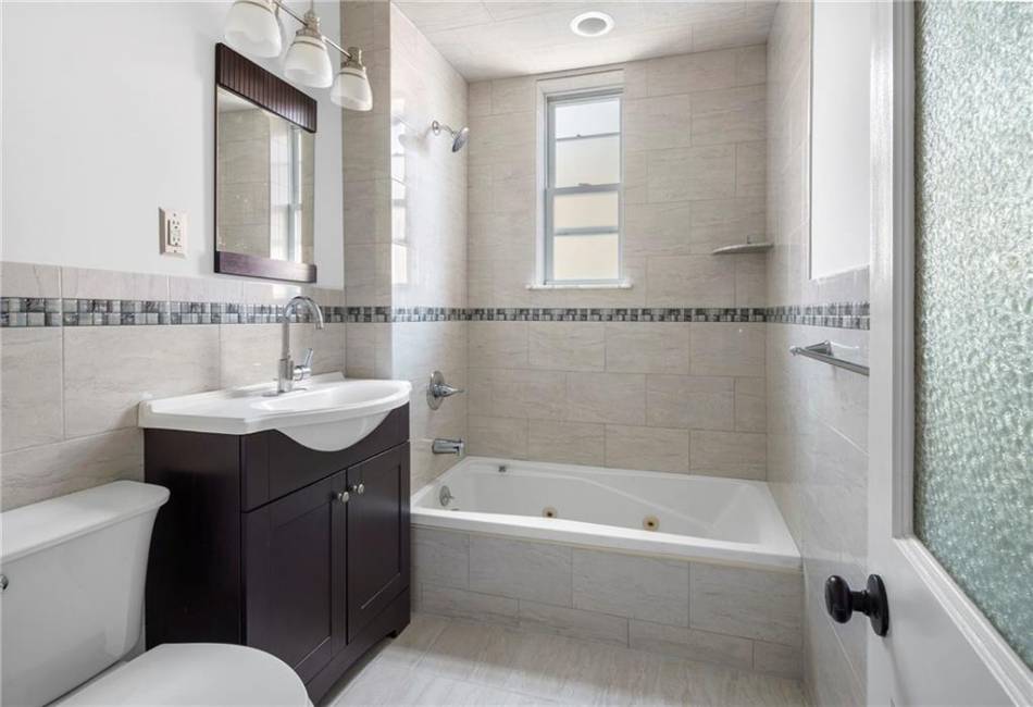4002 7th Avenue, Brooklyn, New York 11232, 1 Bedroom Bedrooms, ,1 BathroomBathrooms,Rental,For Sale,7th,492721