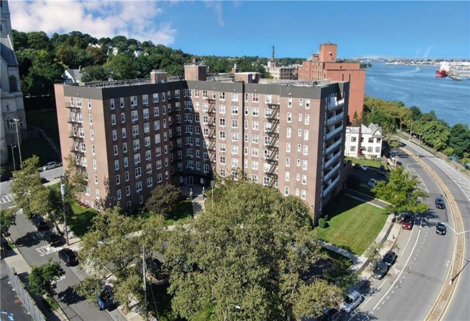350 Richmond Terrace, Staten Island, New York 10301, 1 Bedroom Bedrooms, ,1 BathroomBathrooms,Residential,For Sale,Richmond,492722