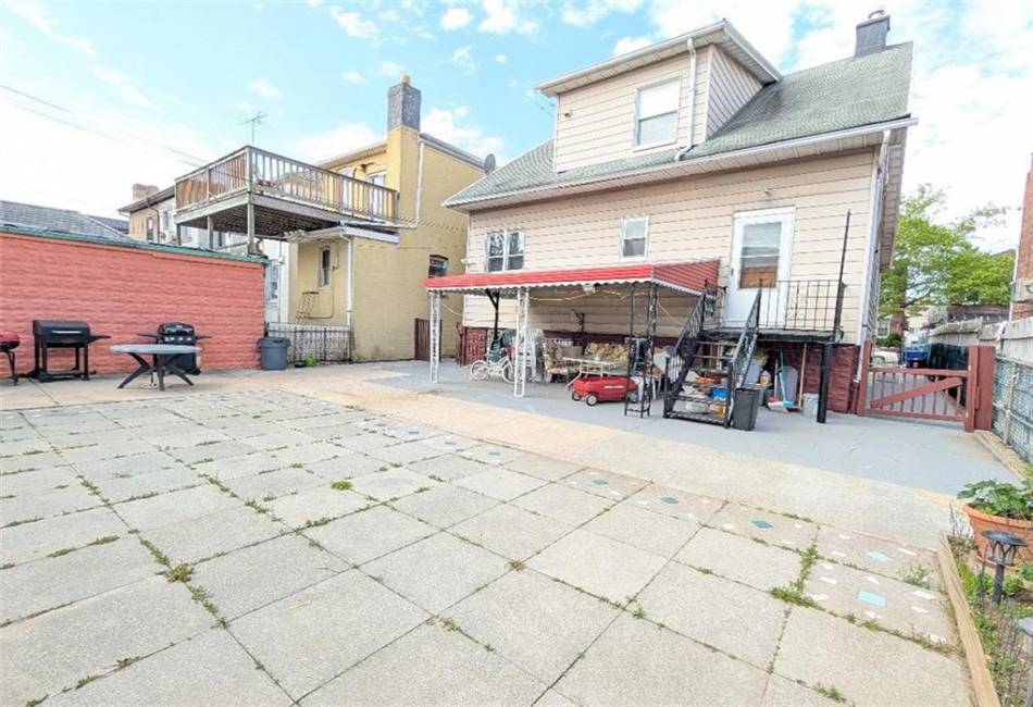 1765 12th Street, Brooklyn, New York 11223, 5 Bedrooms Bedrooms, ,Residential,For Sale,12th,492550