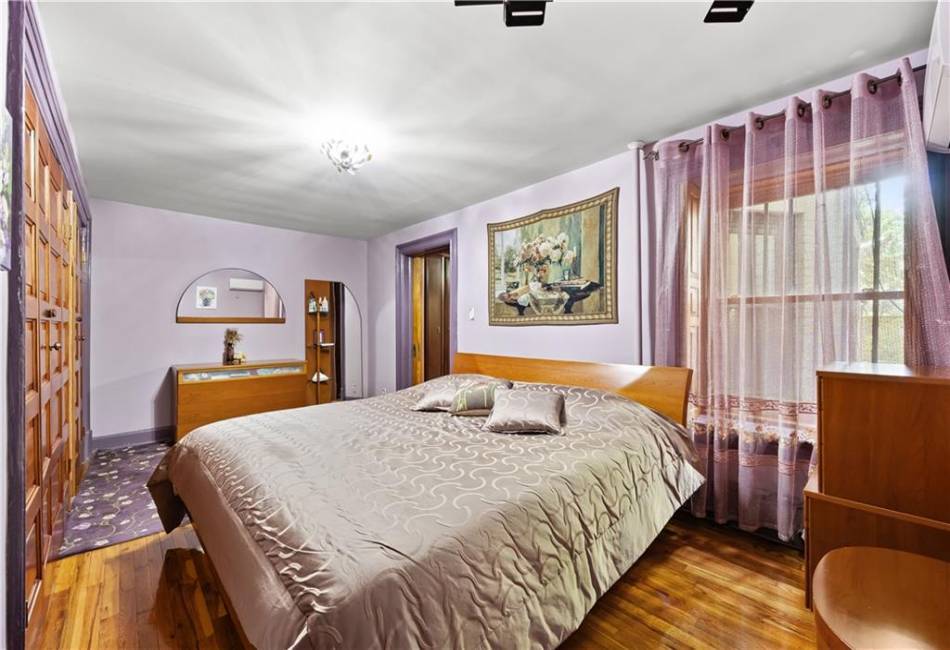 102 Prospect Park, Brooklyn, New York 11214, 2 Bedrooms Bedrooms, ,1 BathroomBathrooms,Residential,For Sale,Prospect,492635
