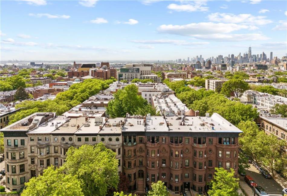 102 Prospect Park, Brooklyn, New York 11214, 2 Bedrooms Bedrooms, ,1 BathroomBathrooms,Residential,For Sale,Prospect,492635