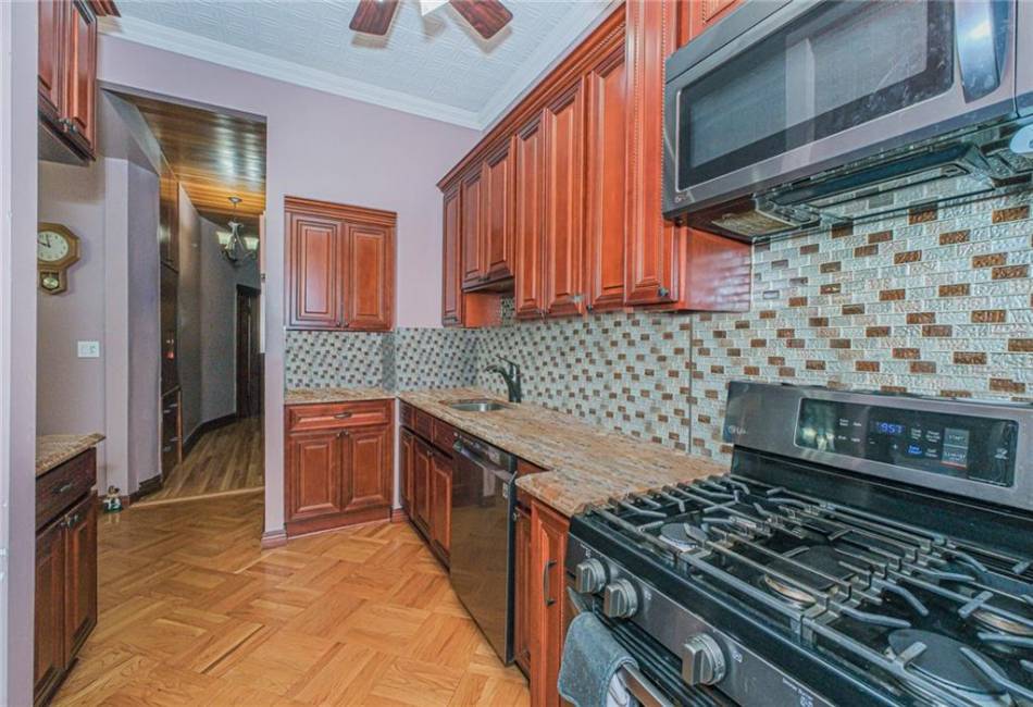568 74th Street, Brooklyn, New York 11209, 5 Bedrooms Bedrooms, ,3 BathroomsBathrooms,Residential,For Sale,74th,492667
