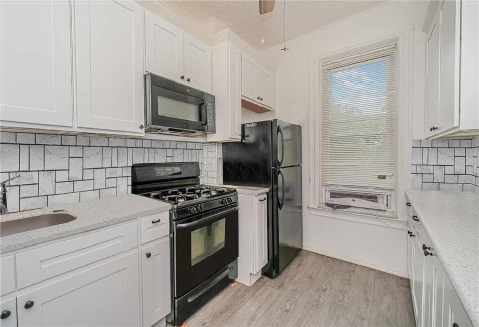 568 74th Street, Brooklyn, New York 11209, 5 Bedrooms Bedrooms, ,3 BathroomsBathrooms,Residential,For Sale,74th,492667