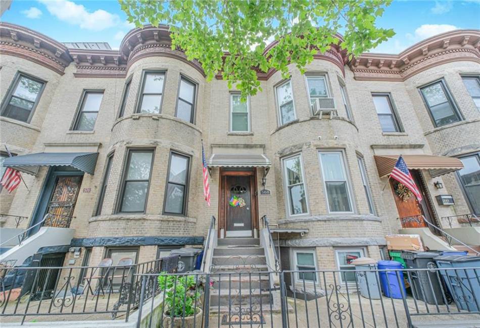 568 74th Street, Brooklyn, New York 11209, 5 Bedrooms Bedrooms, ,3 BathroomsBathrooms,Residential,For Sale,74th,492667