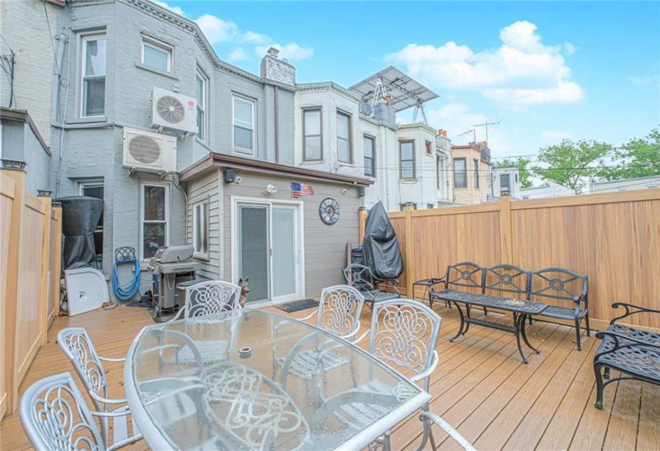 568 74th Street, Brooklyn, New York 11209, 5 Bedrooms Bedrooms, ,3 BathroomsBathrooms,Residential,For Sale,74th,492667