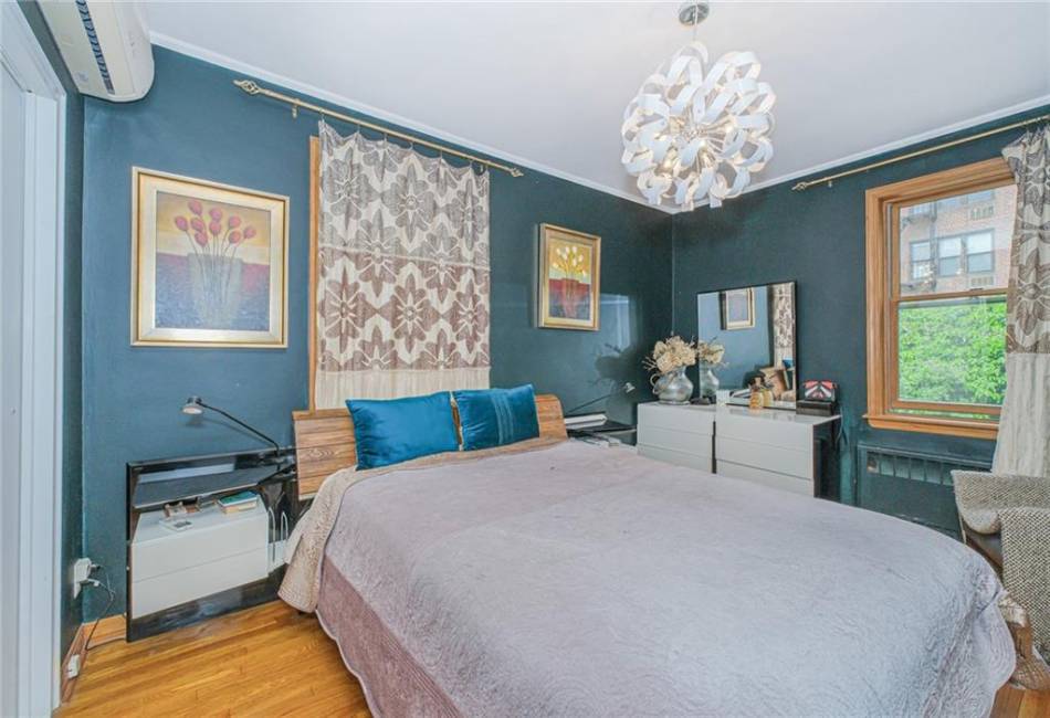 124 95th Street, Brooklyn, New York 11209, 5 Bedrooms Bedrooms, ,3 BathroomsBathrooms,Residential,For Sale,95th,492669