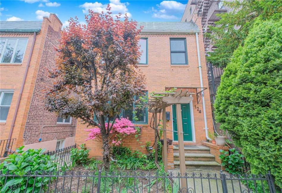 124 95th Street, Brooklyn, New York 11209, 5 Bedrooms Bedrooms, ,3 BathroomsBathrooms,Residential,For Sale,95th,492669