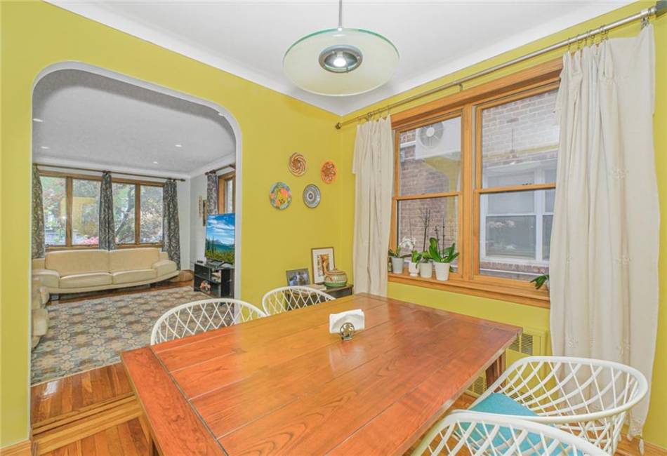 124 95th Street, Brooklyn, New York 11209, 5 Bedrooms Bedrooms, ,3 BathroomsBathrooms,Residential,For Sale,95th,492669