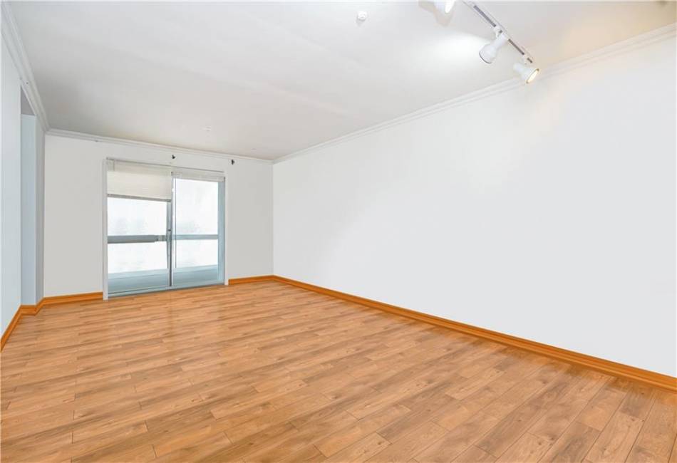 228 Nome Avenue, Staten Island, New York 10314, 5 Bedrooms Bedrooms, ,5 BathroomsBathrooms,Residential,For Sale,Nome,490820