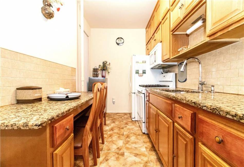 8735 Bay Parkway, Brooklyn, New York 11214, 1 Bedroom Bedrooms, ,1 BathroomBathrooms,Residential,For Sale,Bay,492477