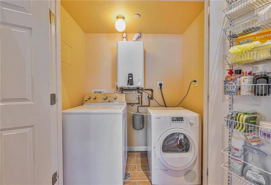 8 Hudson Walk, Breezy Point, New York 11697, 3 Bedrooms Bedrooms, ,1 BathroomBathrooms,Residential,For Sale,Hudson,492630