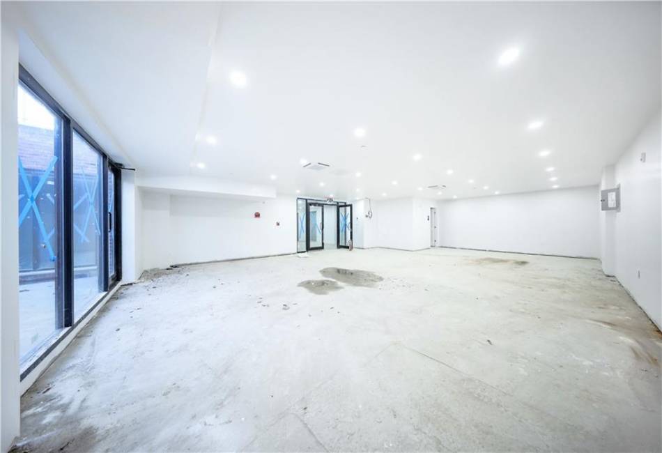 16502 Sanford Avenue, Flushing, New York 11358, ,Mixed Use,For Sale,Sanford,492728