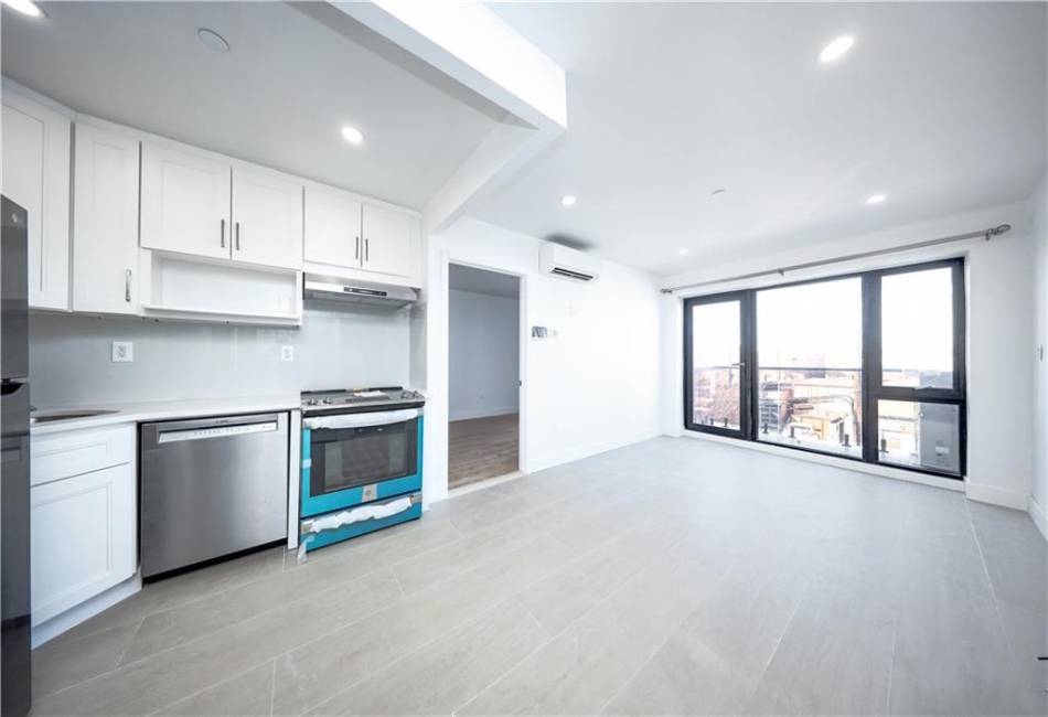 16502 Sanford Avenue, Flushing, New York 11358, ,Mixed Use,For Sale,Sanford,492728